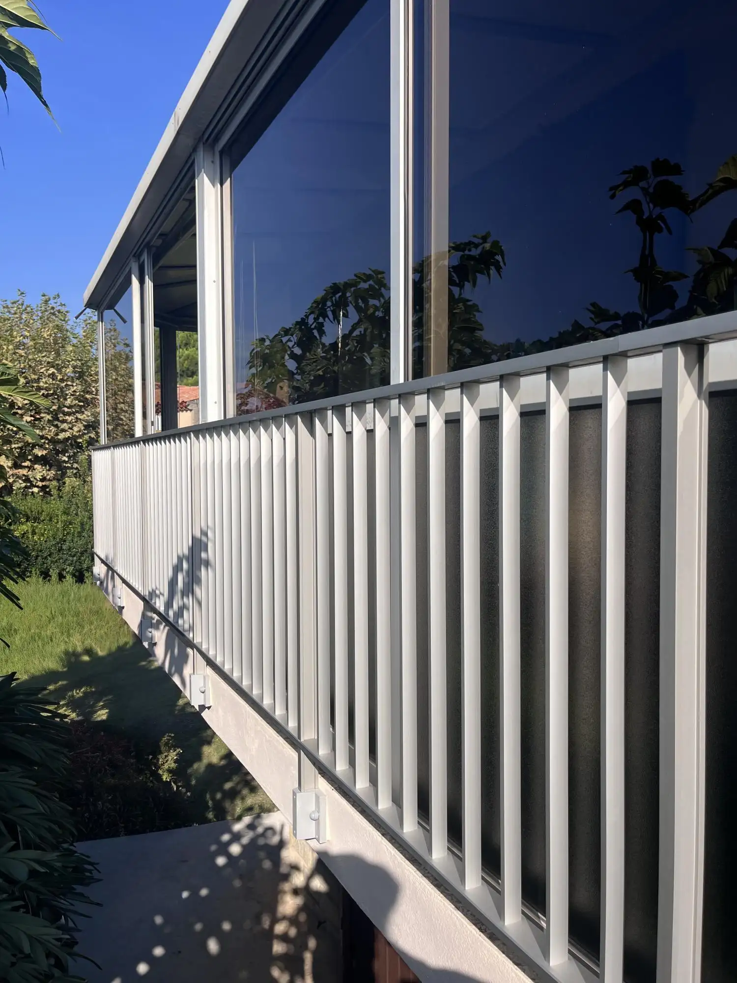 Garde corps ext�rieur en aluminiun six fours les plages