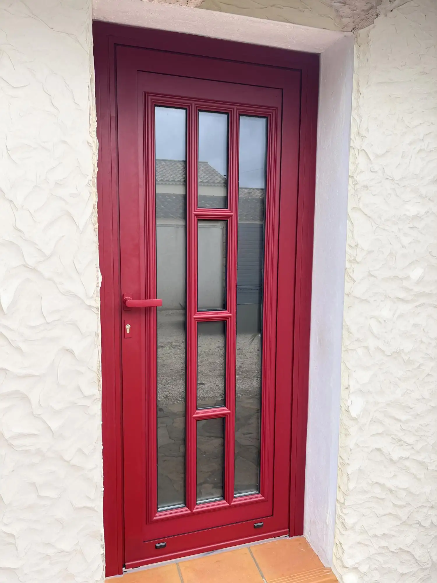 Porte rouge aluminium Six-Fours-les-Plages