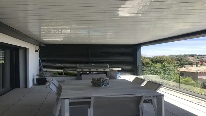 Menuiserie en aluminium  Six-Fours : durable, isolante et 100 % recyclable